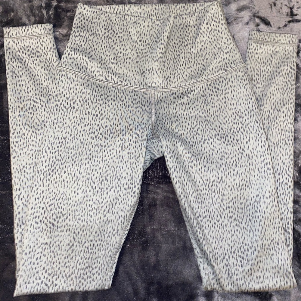 Lululemon align high rise leggings size 6